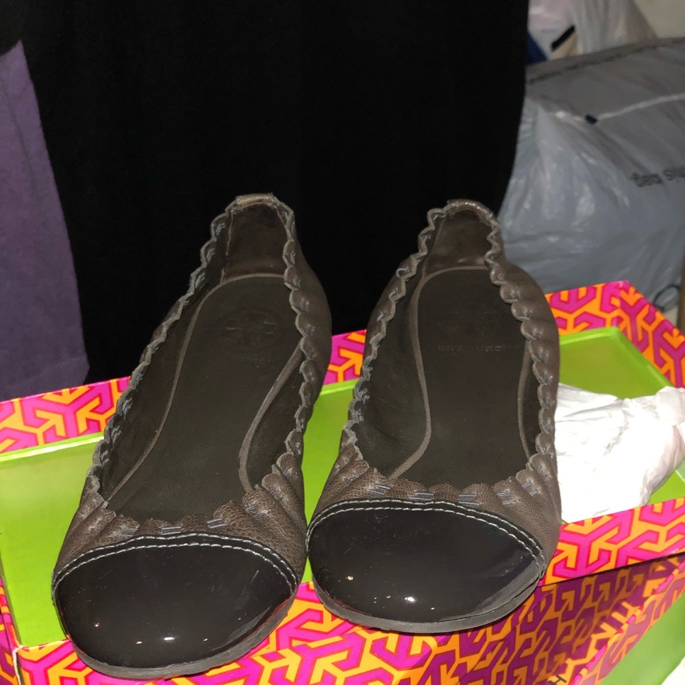 Brand new tory burch abbey flats